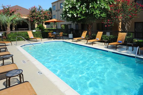 Courtyard by Marriott Houston Hobby Airport photo 3