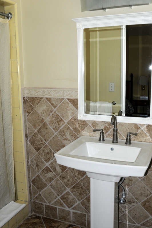 Oasis Inn & Suites - Santa Barbara photo 3