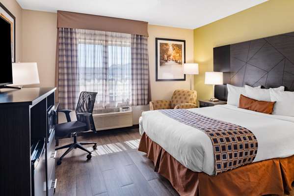 Baymont by Wyndham Champaign photo 3