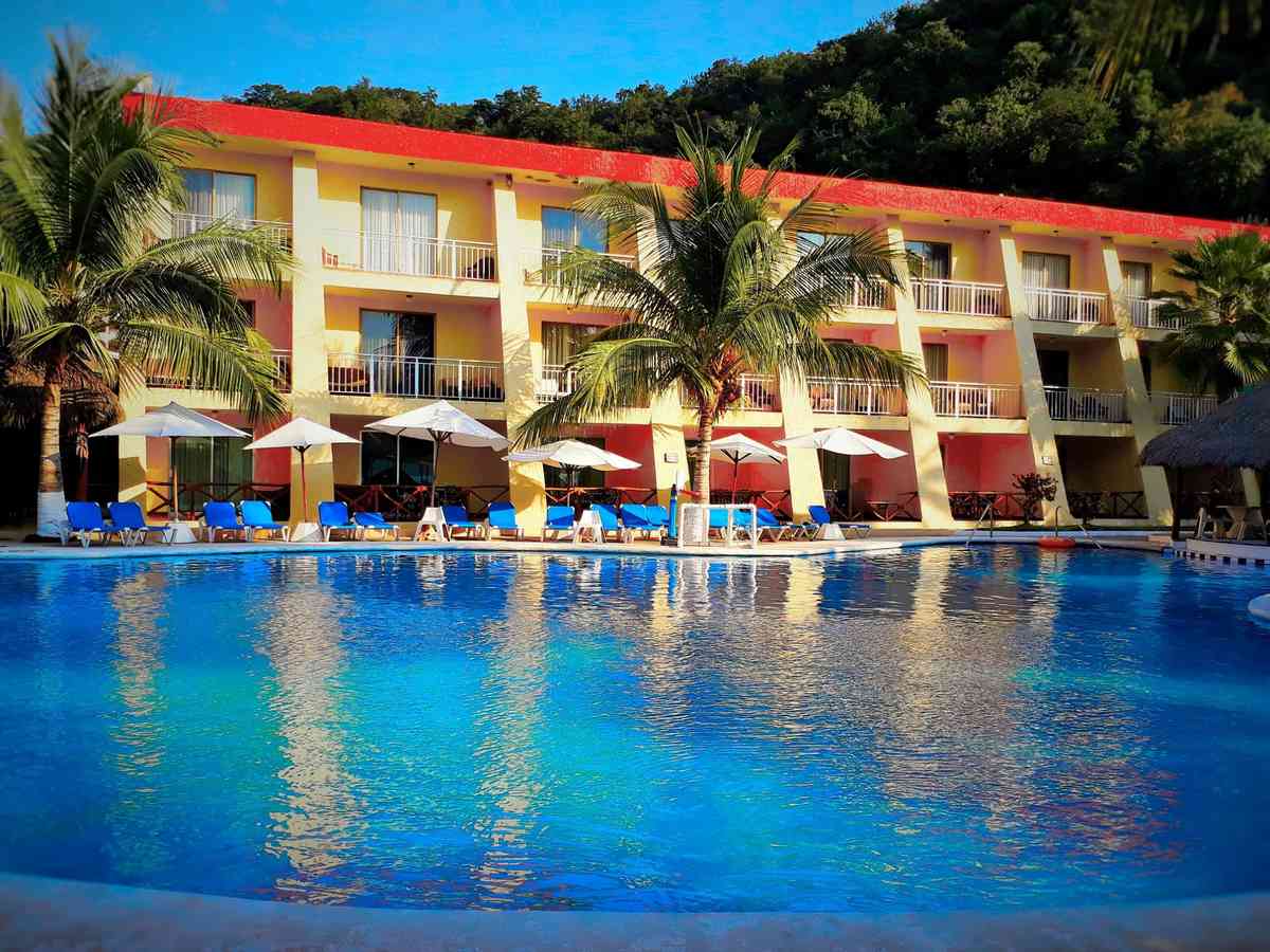 Hotel La Quinta Gran Bahía Cuastecomates