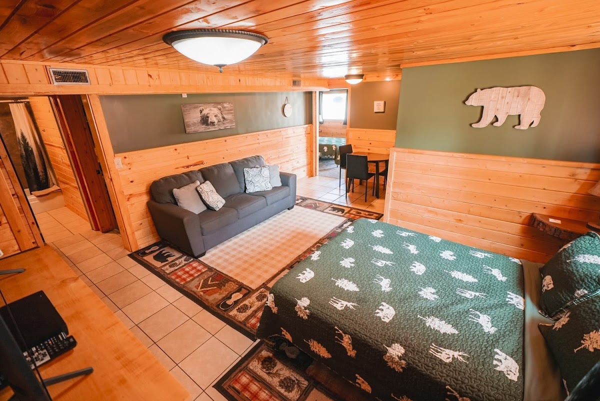 The Fishing Bear Lodge photo 2