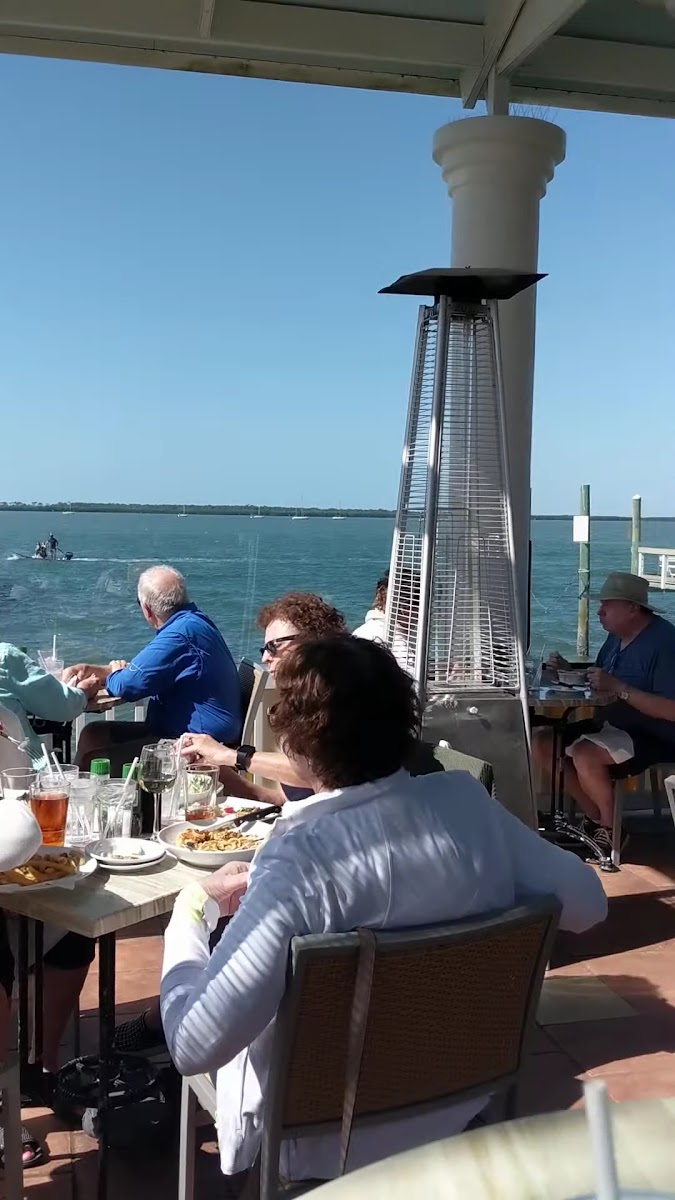 Best Western Plus Yacht Harbor Inn photo 2
