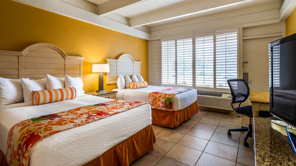 Best Western Plus Yacht Harbor Inn photo 3