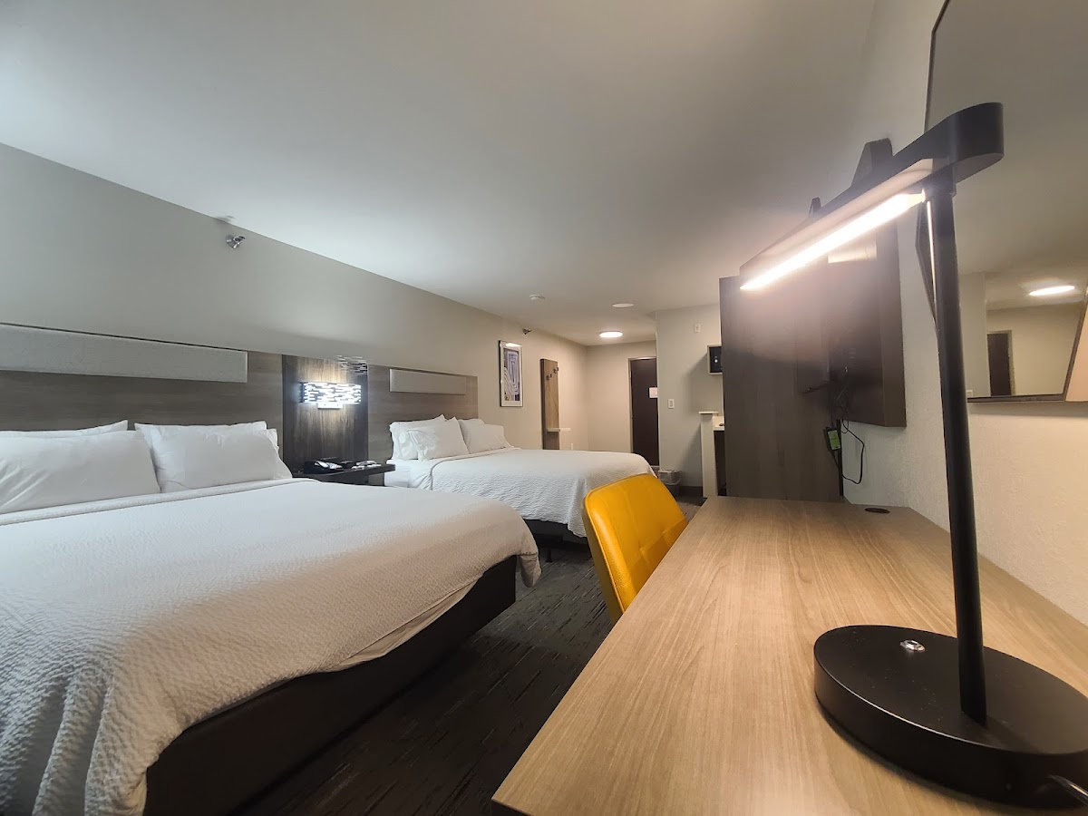Holiday Inn Express & Suites Zanesville North, an IHG Hotel