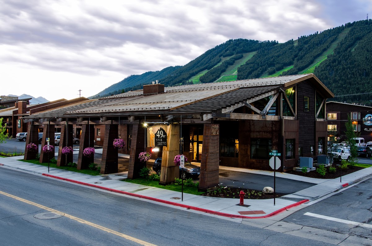 49'er Inn & Suites