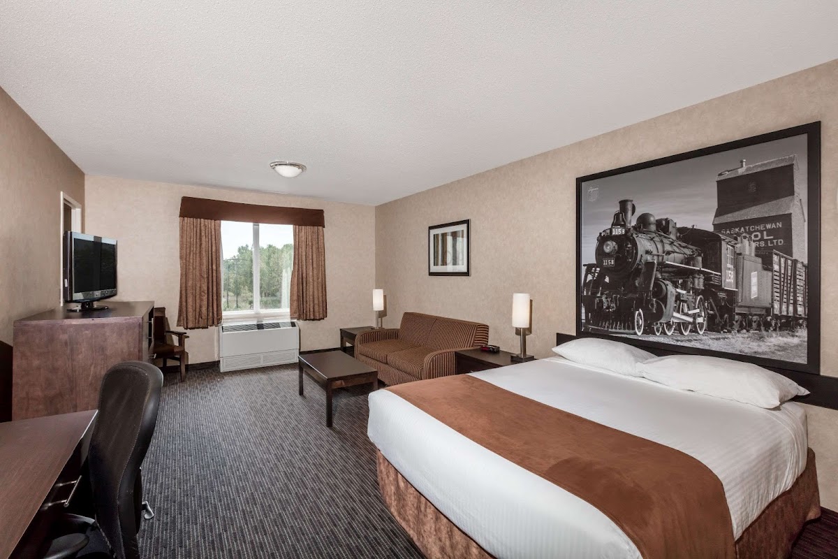 Ramada by Wyndham Estevan photo 3