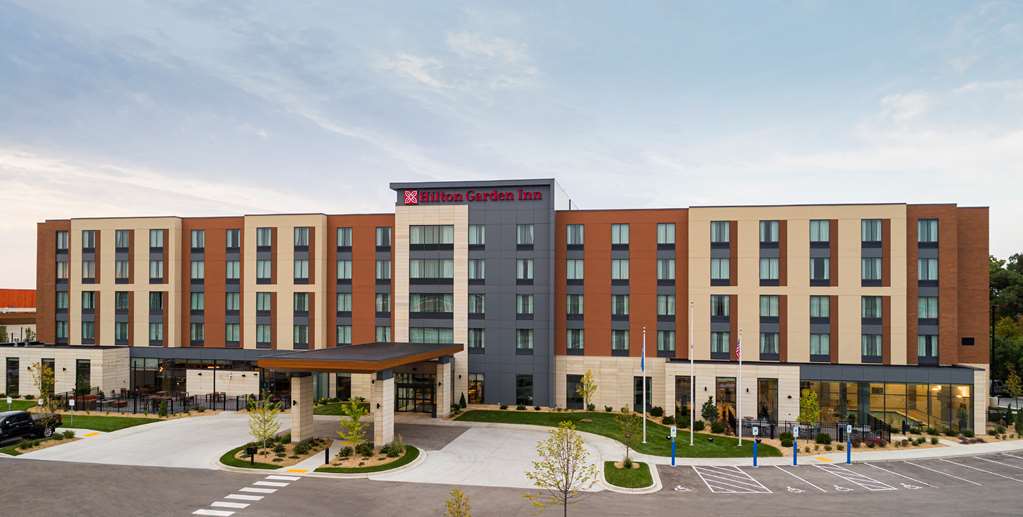Hilton Garden Inn Milwaukee Brookfield Conference Center