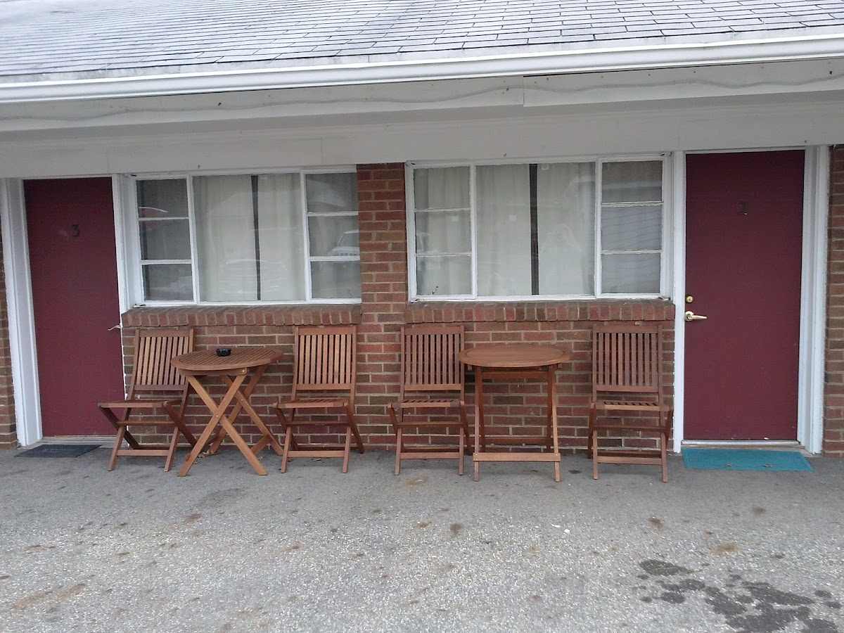 Marshall Motor Lodge