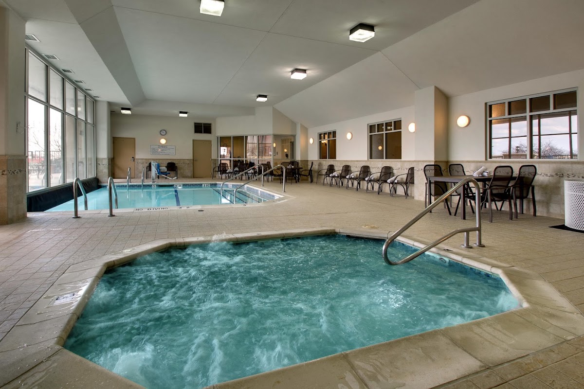 Drury Inn & Suites St. Louis Arnold photo 3