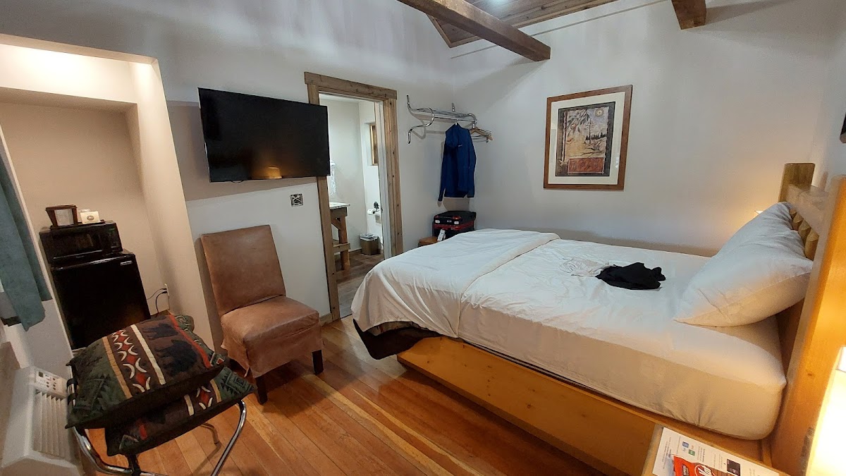 Island Park Lodge