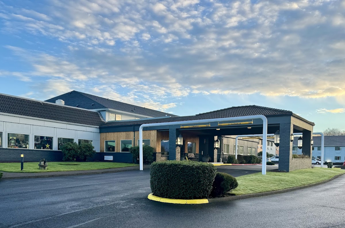 The Tillamook Inn