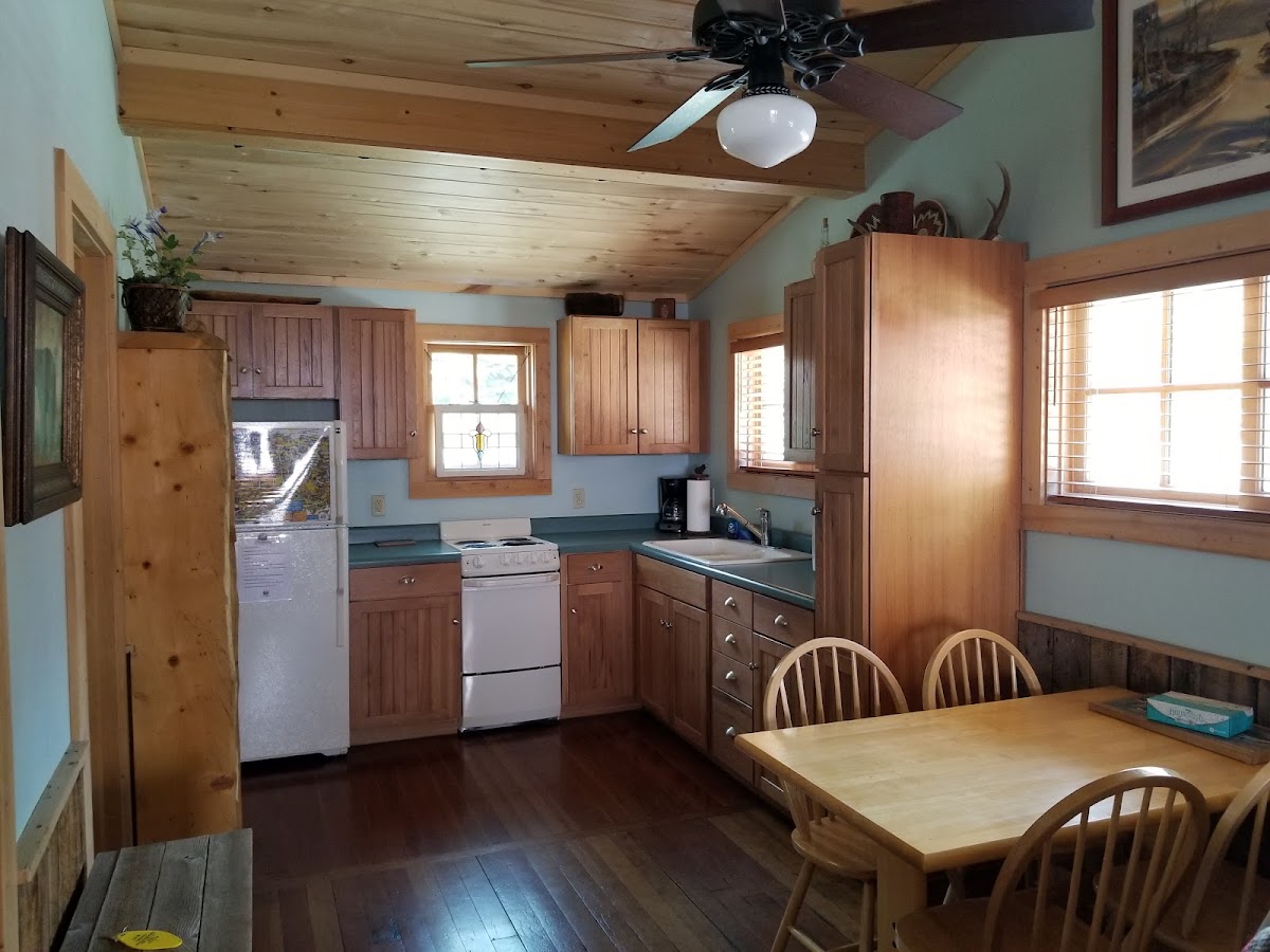 G & M Cabins photo 3