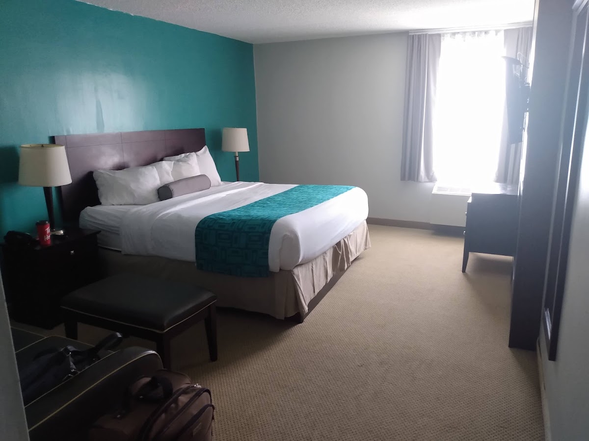 Howard Johnson by Wyndham Miramichi Hotel & Suites photo 2