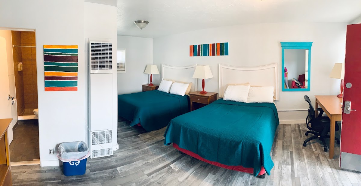 Circle R Motel photo 3