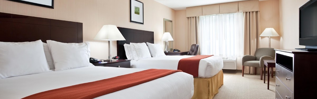 Holiday Inn Express & Suites Dayton North - Tipp City by IHG photo 3