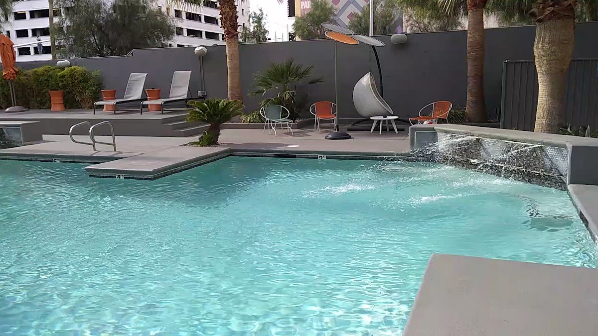 Oasis at Gold Spike photo 2