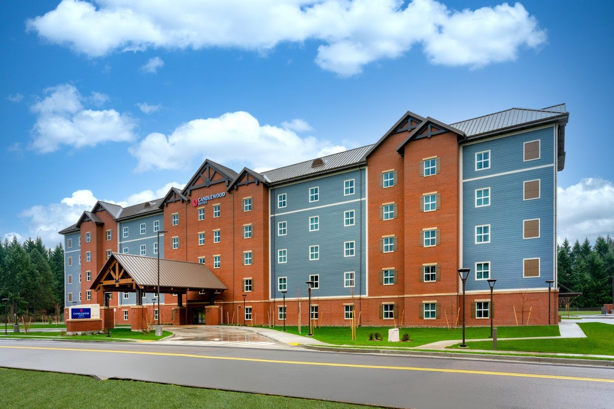 Candlewood Suites Building J0550