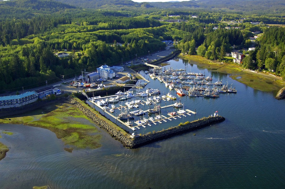 Quarterdeck & Marina Resort