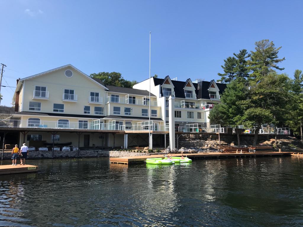 Muskoka Lakes Hotel