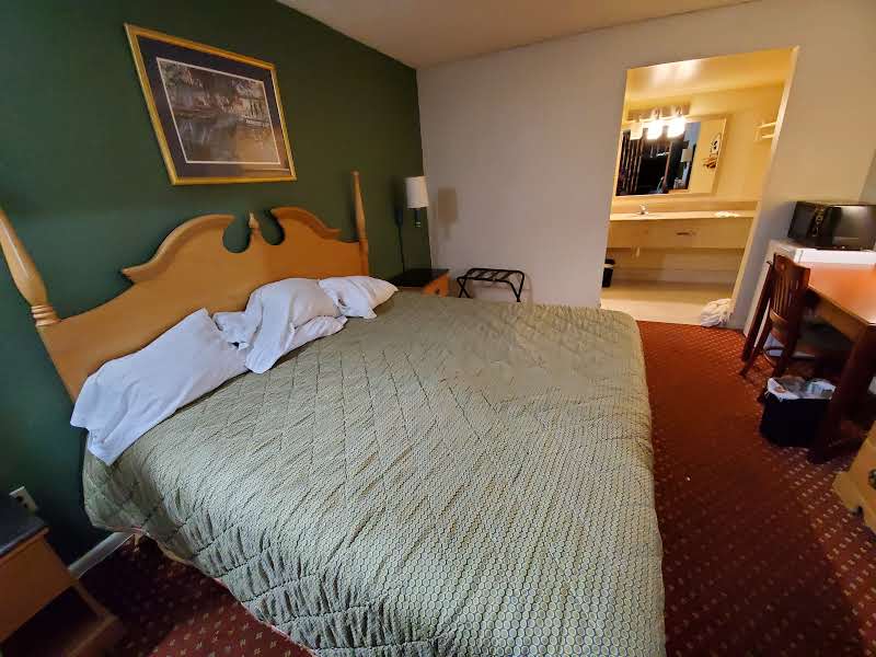 New Eastern Inn photo 2