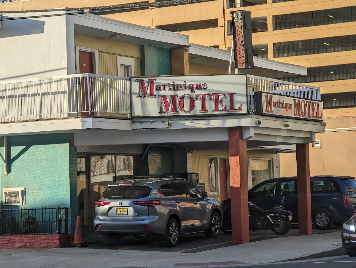 Martinique Motel