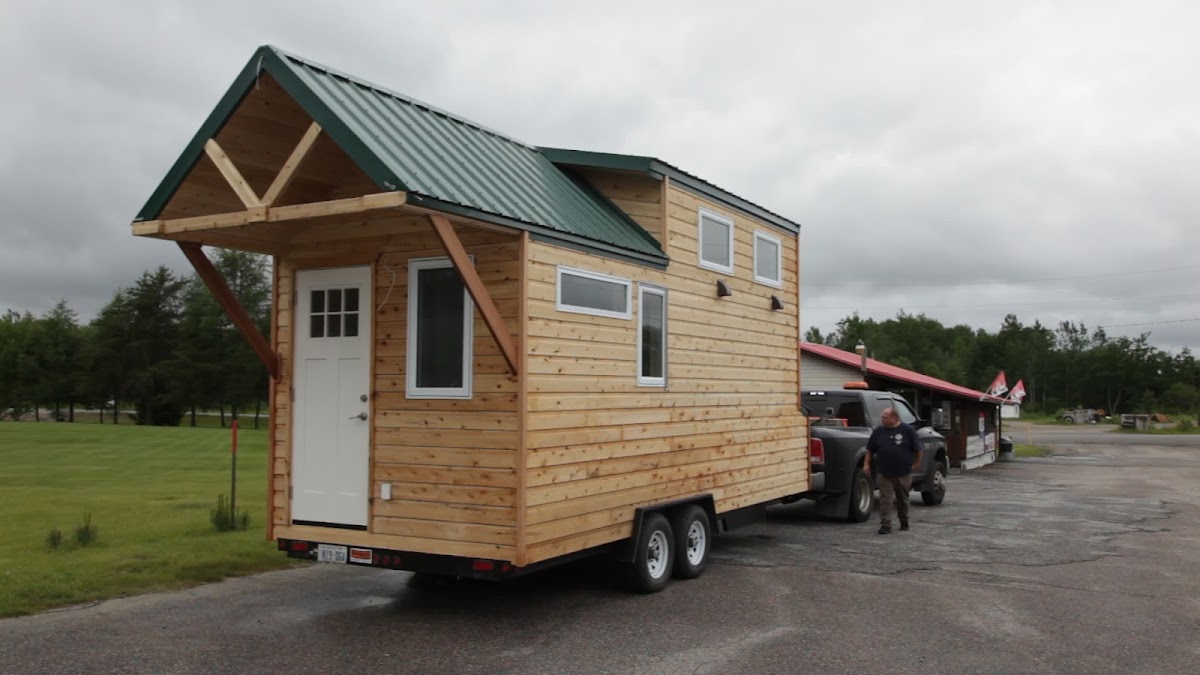 Black Spruce Motel & Old Country Kitchen Ltd.