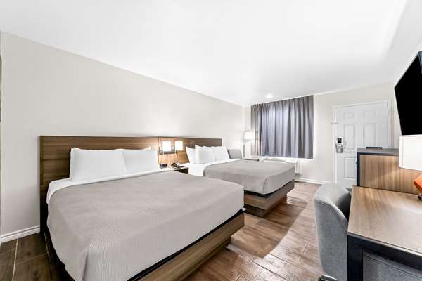 Quality Inn & Suites Port Lavaca near Lighthouse Beach photo 2