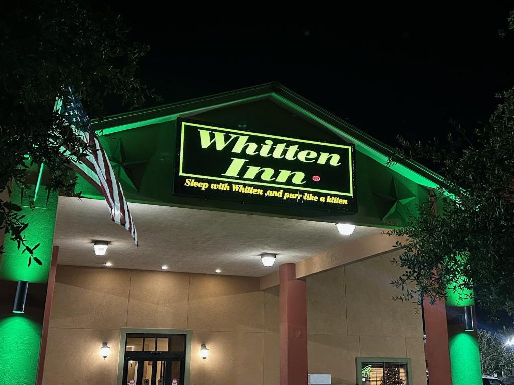 Whitten Inn Cotulla and RV Park photo 2