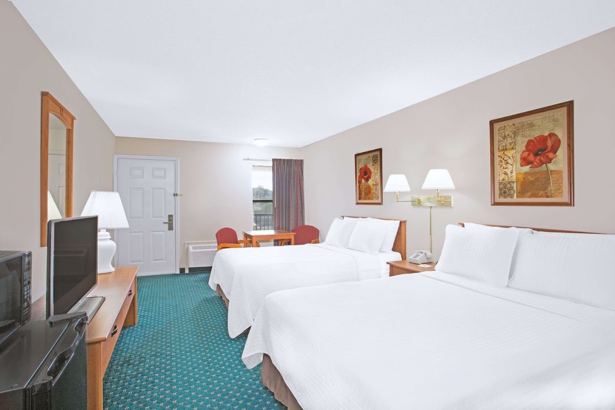 Days Inn by Wyndham Wytheville photo 2