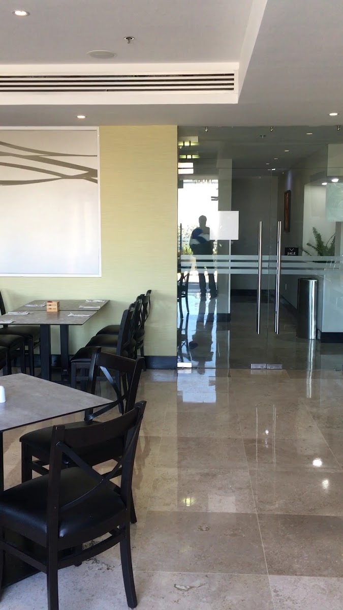 DoubleTree by Hilton Hotel Queretaro photo 2
