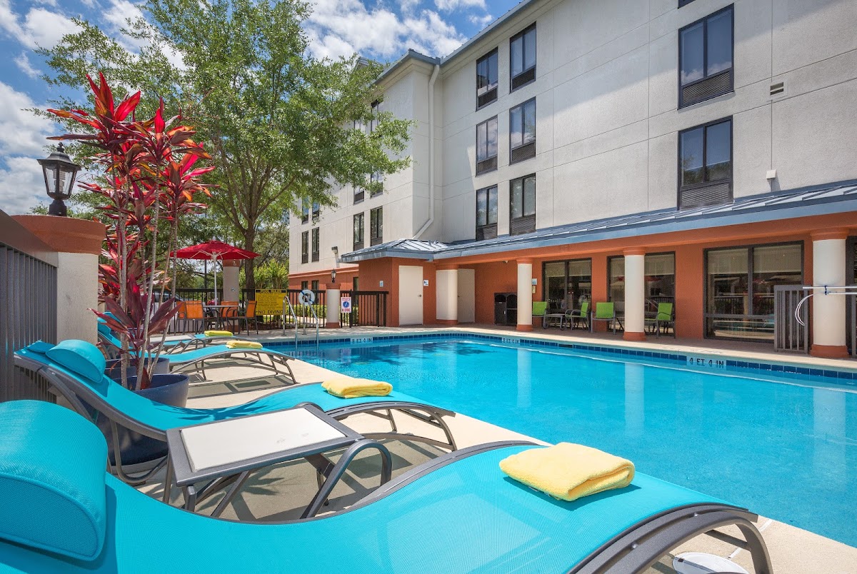Holiday Inn Express & Suites Jacksonville-South by IHG