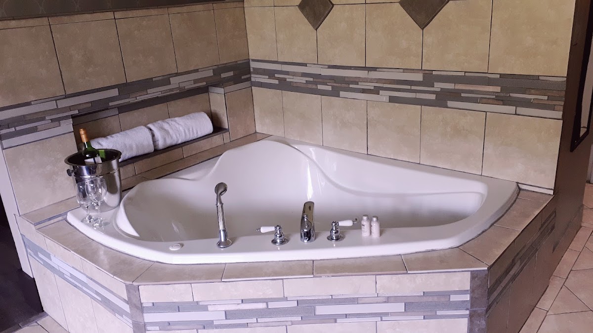 Causeway Bay Hotels Sparwood photo 3