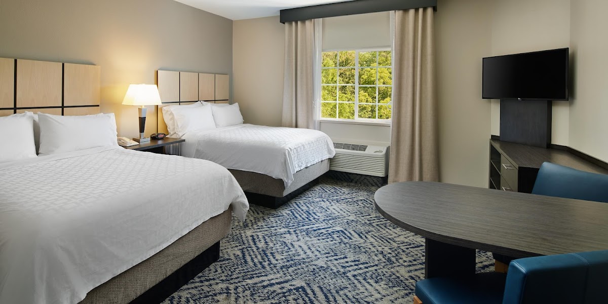Candlewood Suites Charleston - Northwoods, an IHG Hotel photo 3
