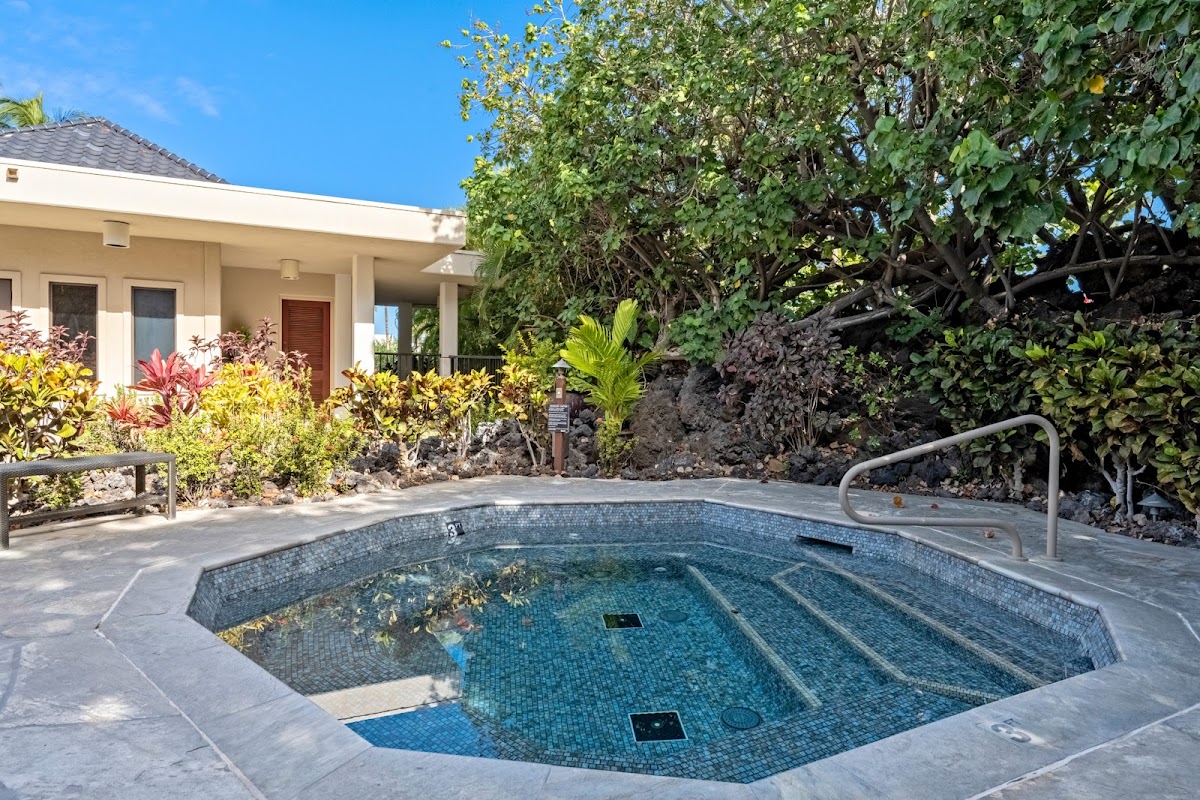 Mauna Lani Point