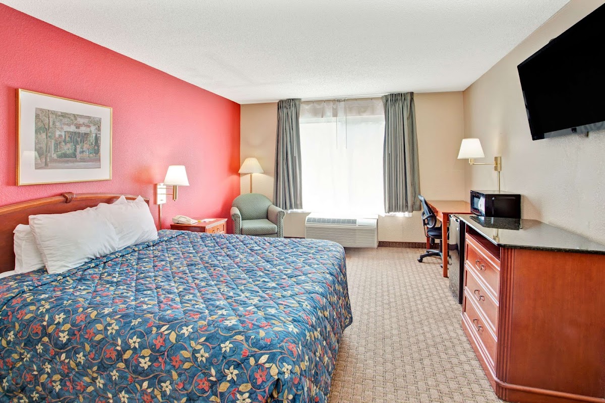 Days Inn by Wyndham Marietta-Atlanta-Delk Road photo 2
