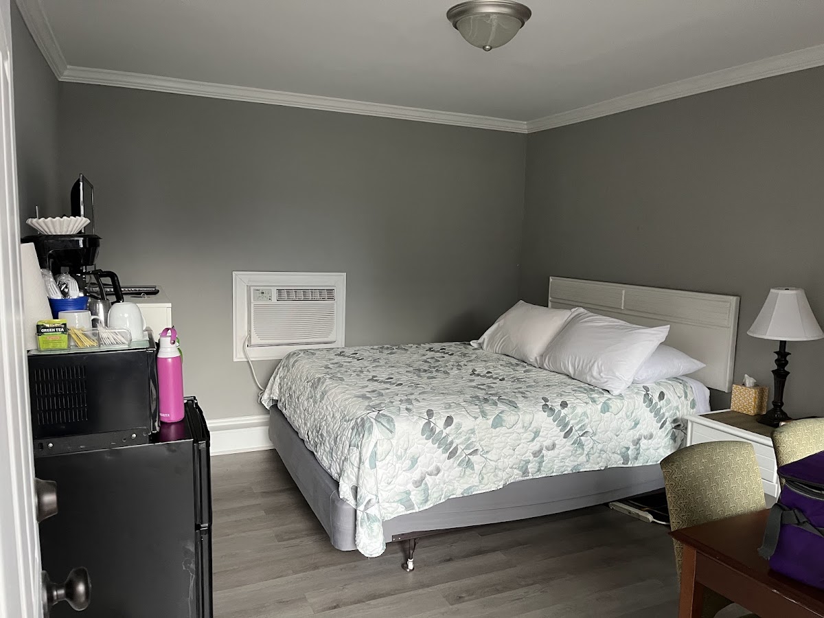 Rivers Edge Inn photo 2