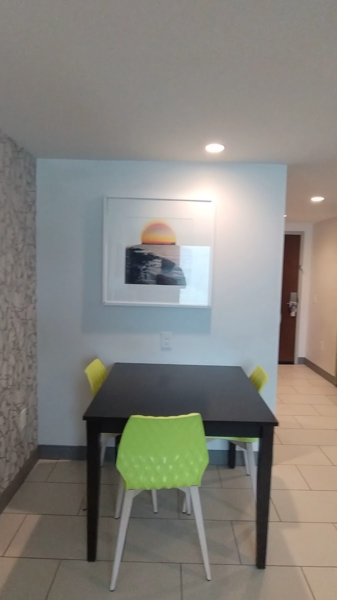 Home2 Suites by Hilton Buford Mall of Georgia photo 2