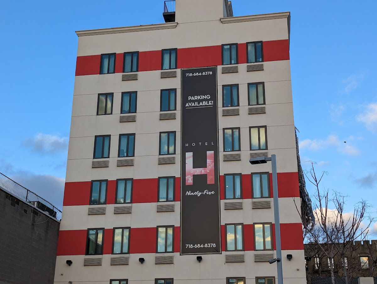Hotel Ninety Five Parkchester