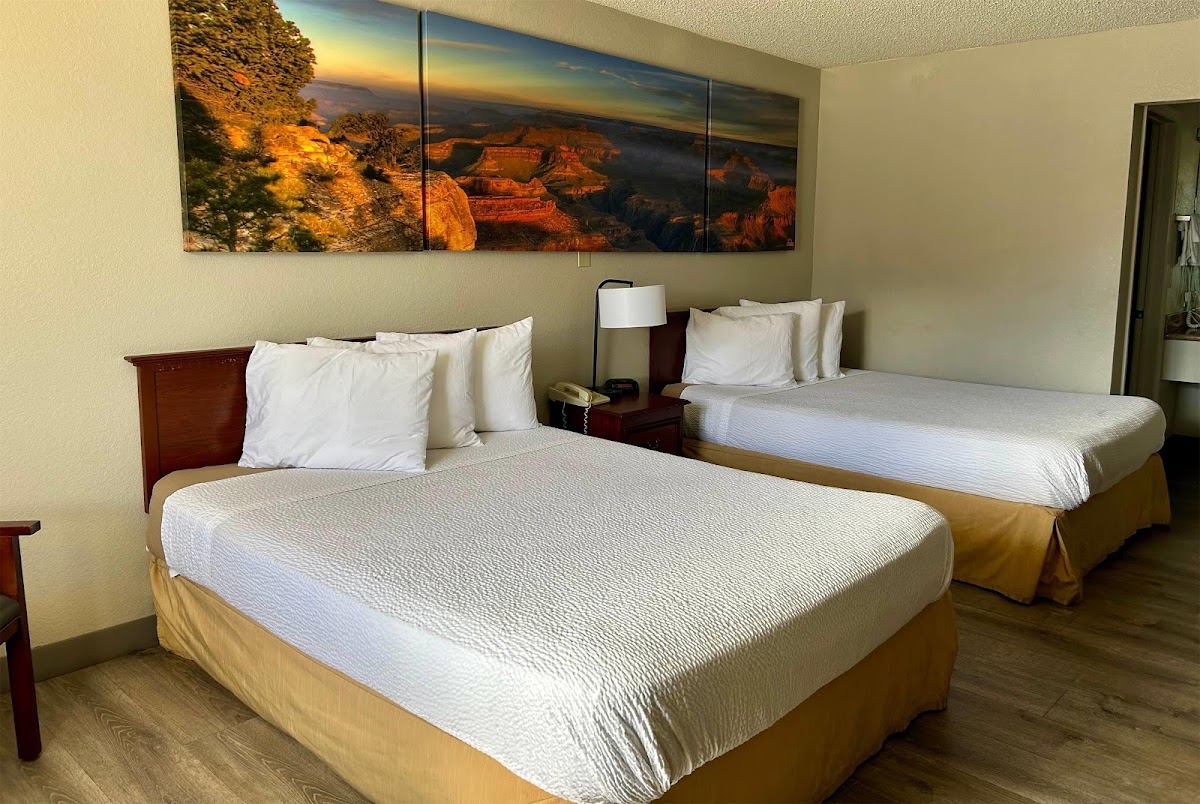 Days Inn by Wyndham Kingman West photo 3