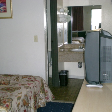 Crown Lodge Motel Oakland photo 2