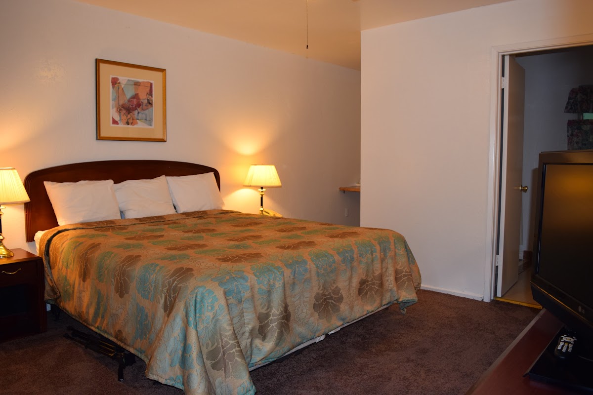 Red Bluff Inn photo 2