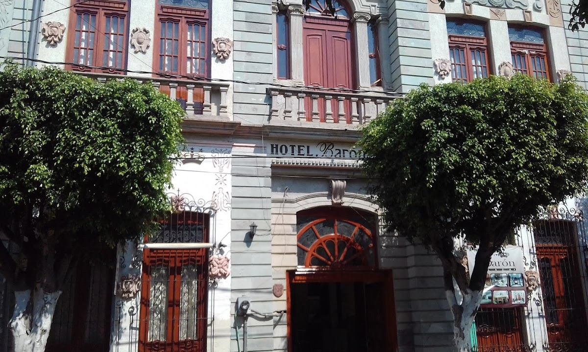 Hotel Baron Plaza