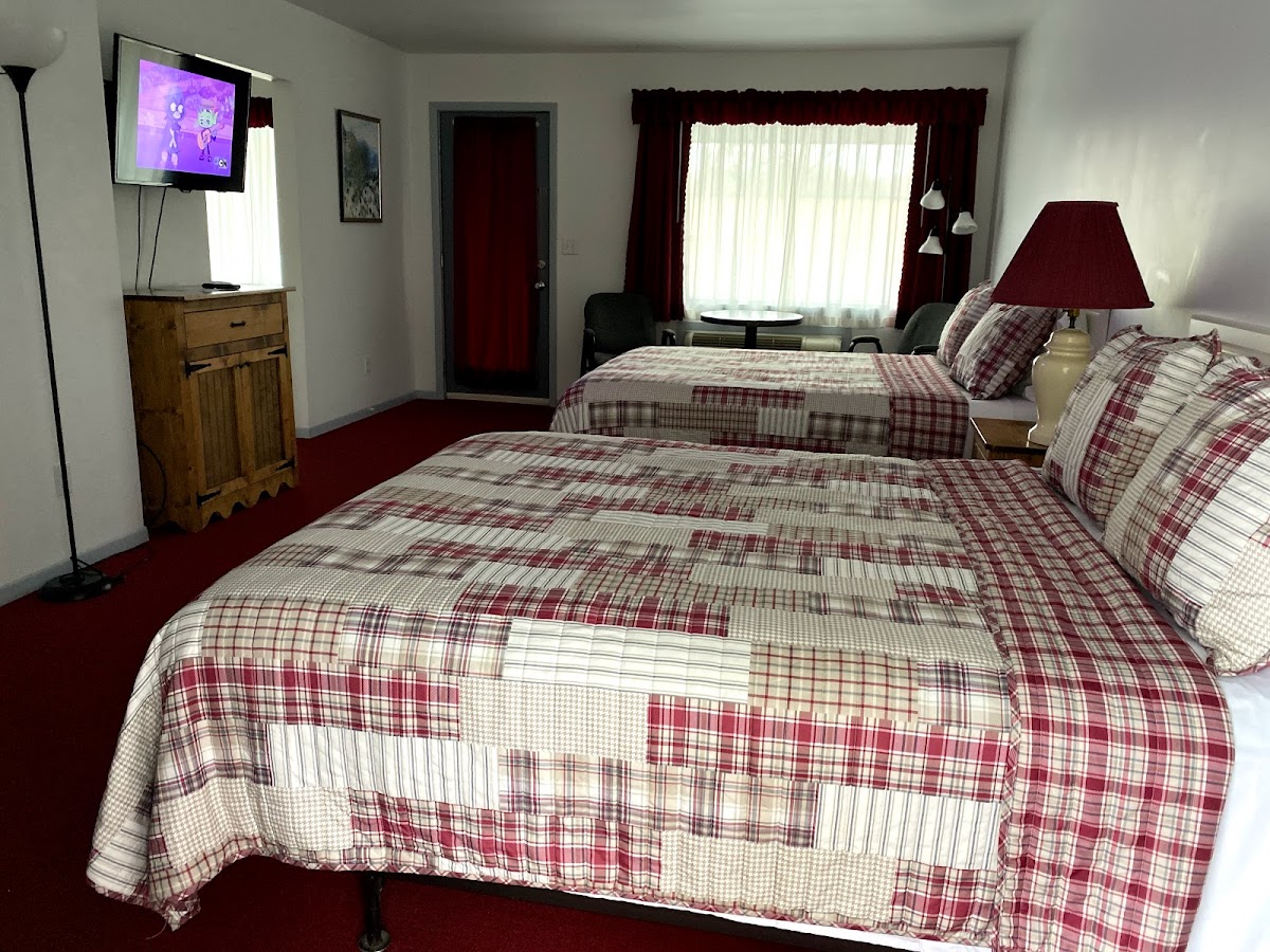 Grand Rivers Inn photo 2