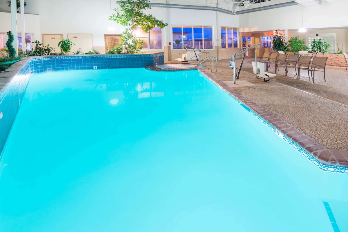 Ramada by Wyndham Enid photo 3