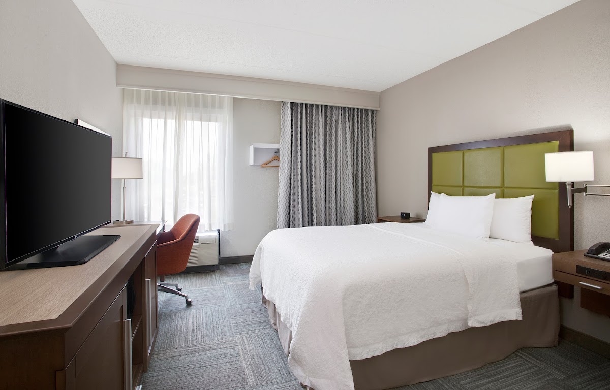 Hampton Inn Middletown photo 2