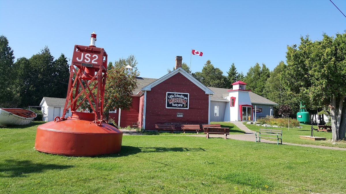 Wigwam Gift Shop & Motel