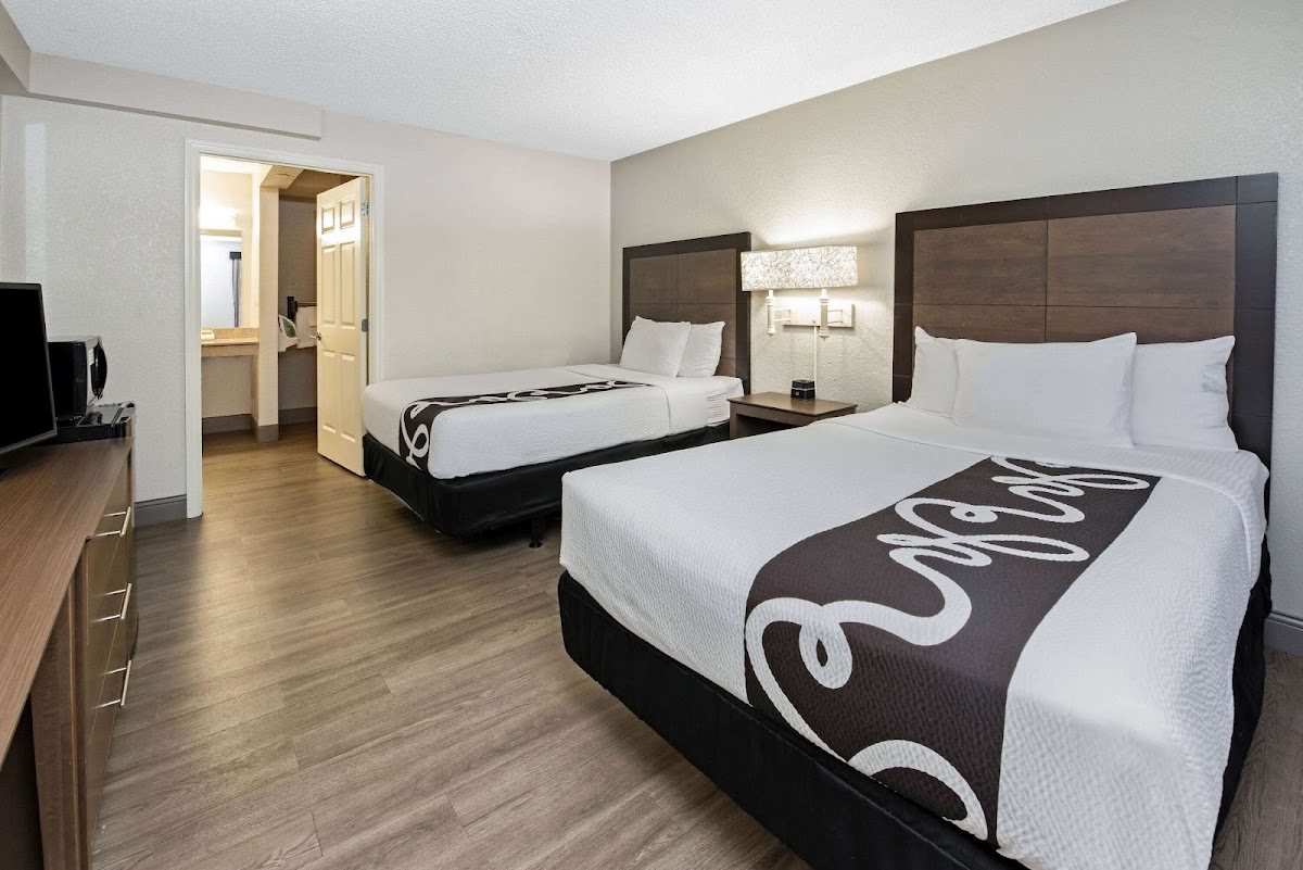 La Quinta Inn by Wyndham West Palm Beach - Florida Turnpike photo 2