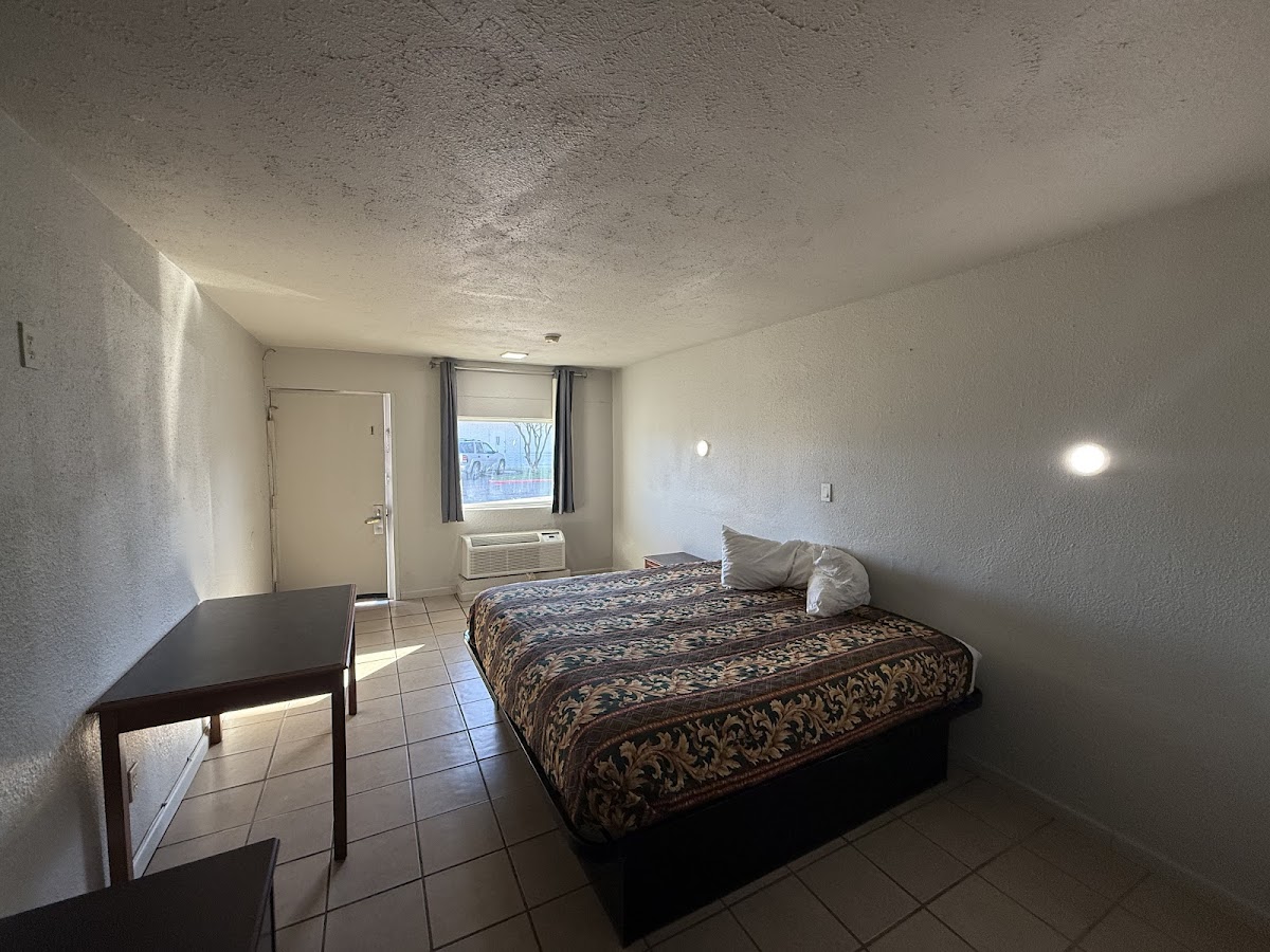 Delta Inn photo 2