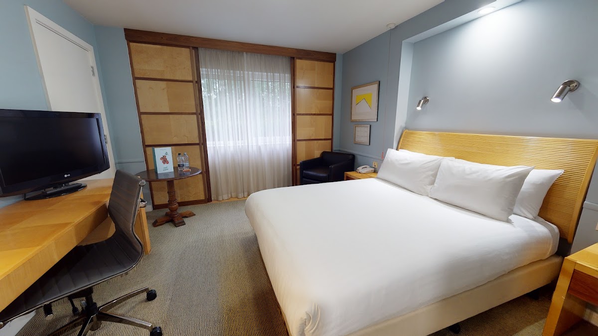 Holiday Inn Cambridge, an IHG Hotel photo 2