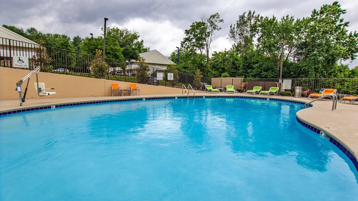 Holiday Inn Knoxville N - Merchant Drive by IHG photo 3